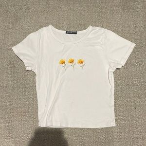 Brandy melville poppy crop top